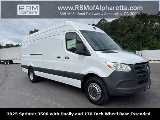 new 2025 Mercedes-Benz Sprinter 3500 car