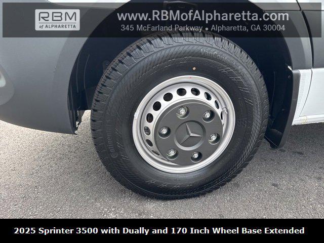 new 2025 Mercedes-Benz Sprinter 3500 car