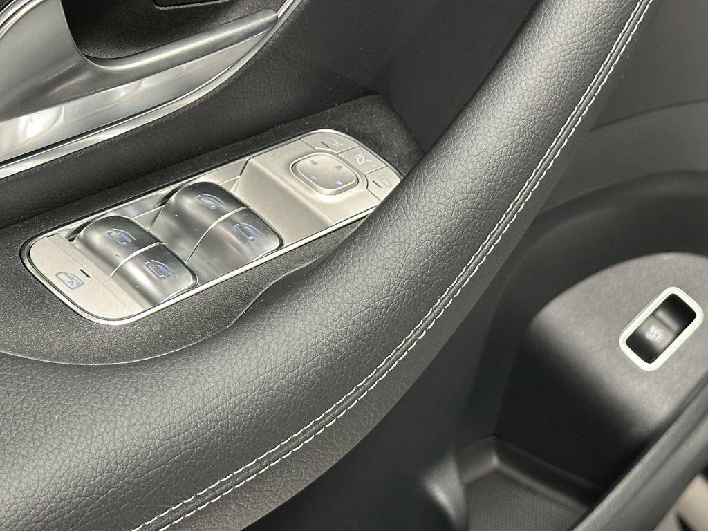 new 2026 Mercedes-Benz GLE 450 car, priced at $85,215