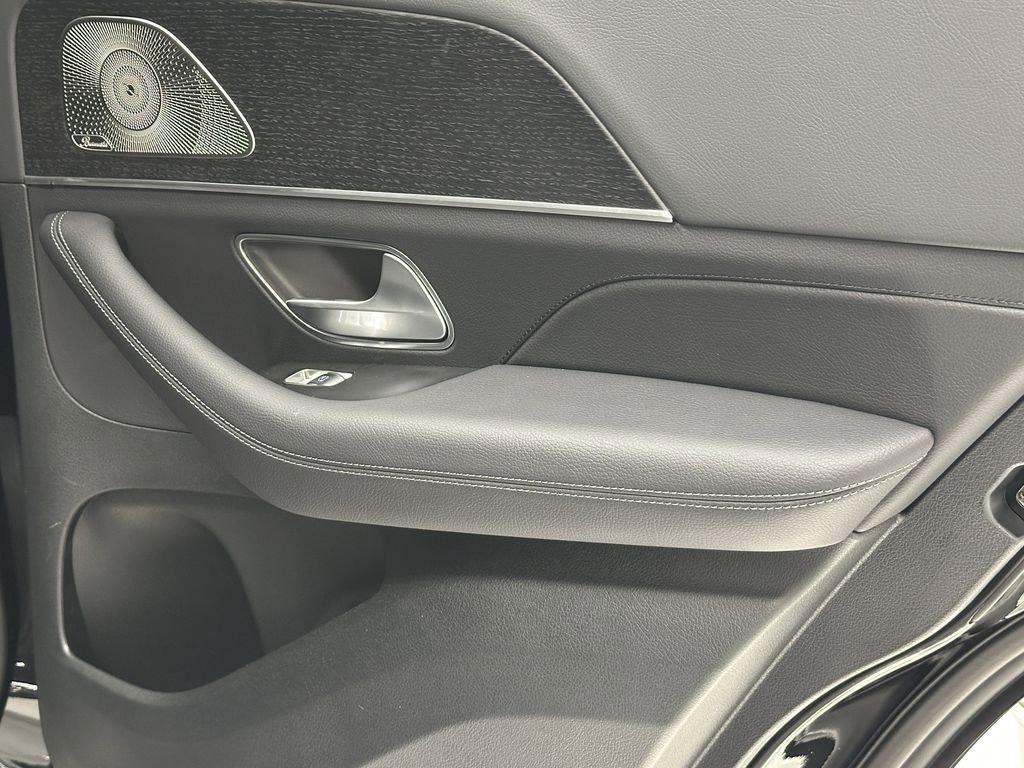 new 2026 Mercedes-Benz GLE 450 car, priced at $85,215