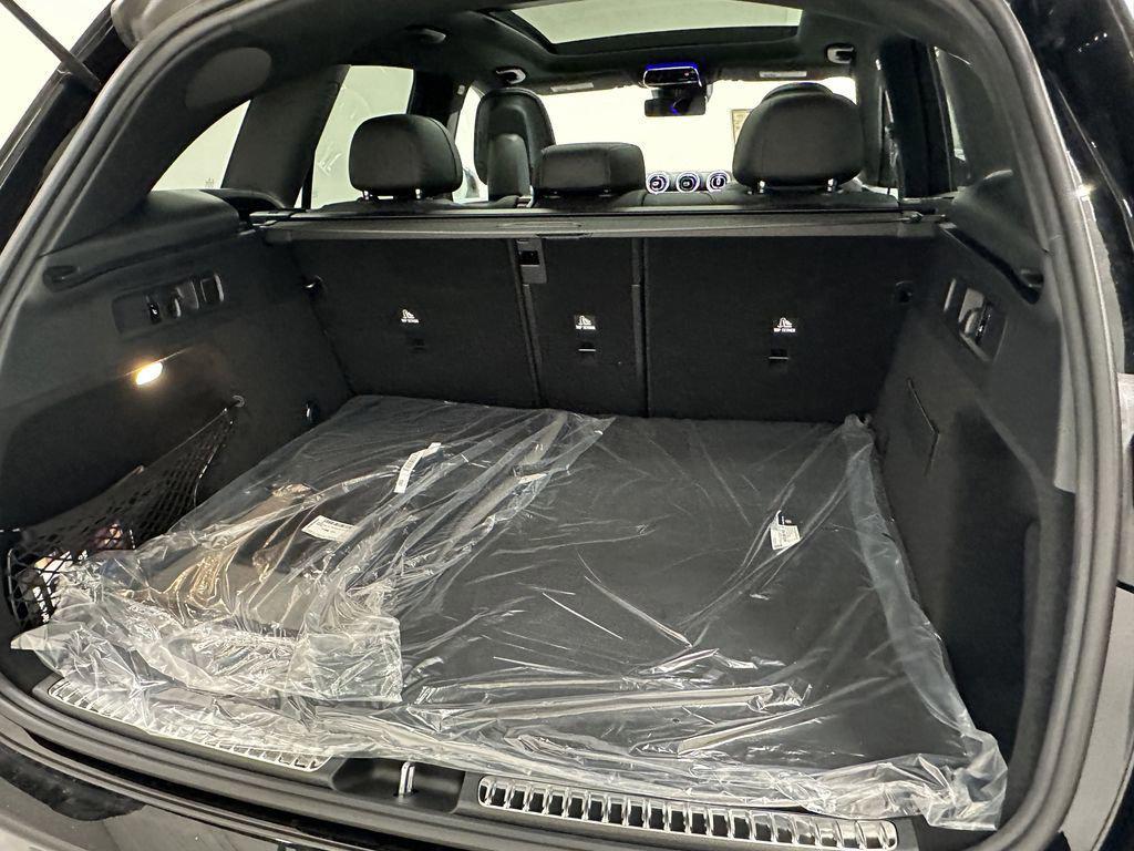 new 2026 Mercedes-Benz GLC 300 car, priced at $57,320