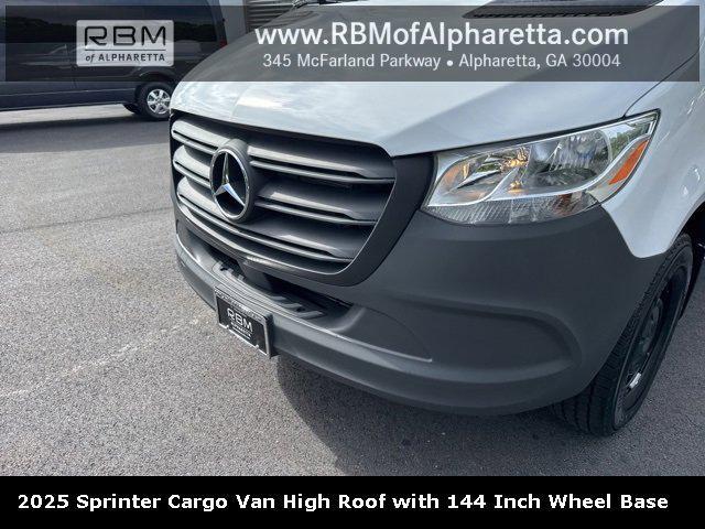 new 2025 Mercedes-Benz Sprinter 2500 car