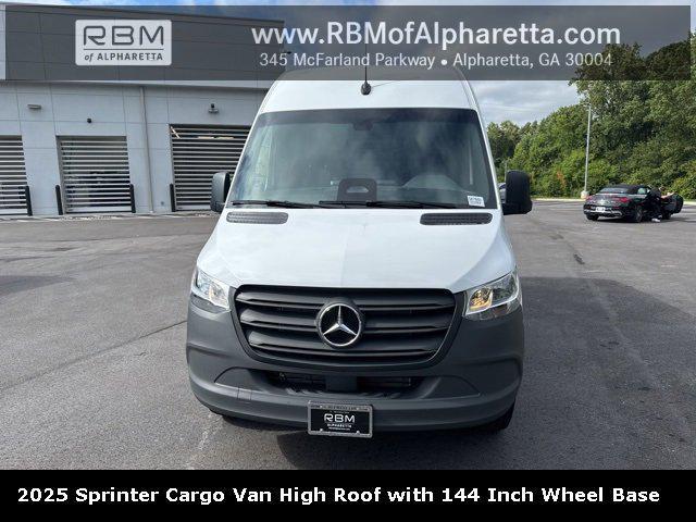 new 2025 Mercedes-Benz Sprinter 2500 car