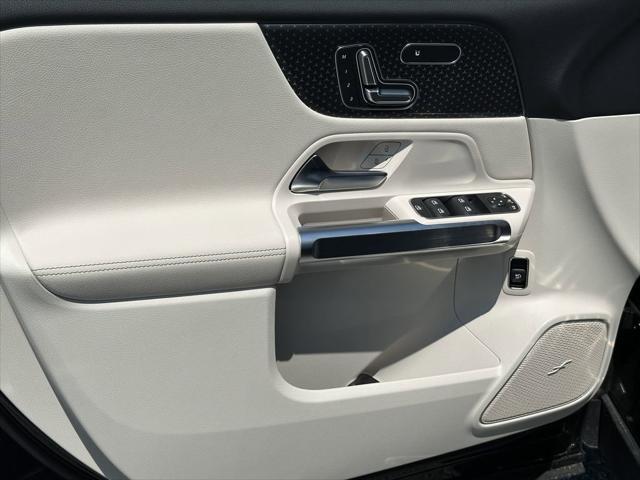 new 2025 Mercedes-Benz EQB 250 car, priced at $59,025