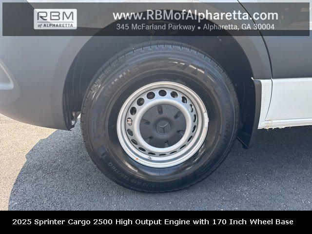 new 2025 Mercedes-Benz Sprinter 2500 car