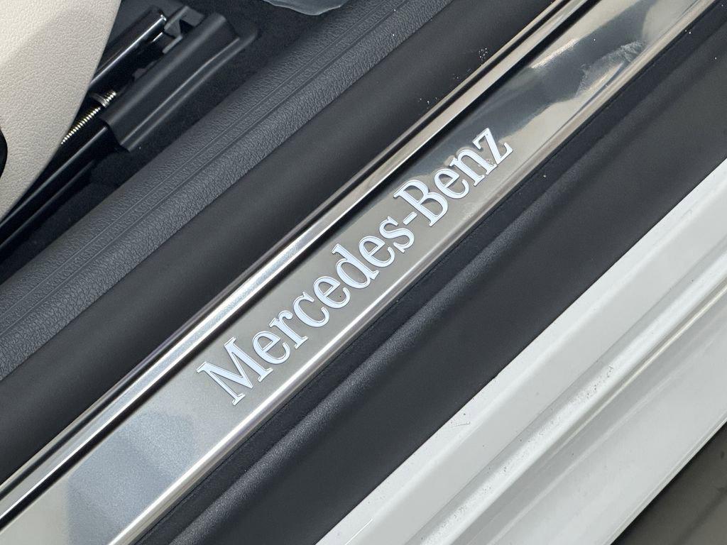 new 2026 Mercedes-Benz GLE 450e car, priced at $84,200