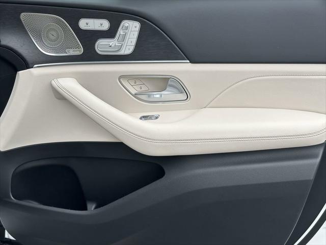 new 2025 Mercedes-Benz GLS 450 car, priced at $97,515