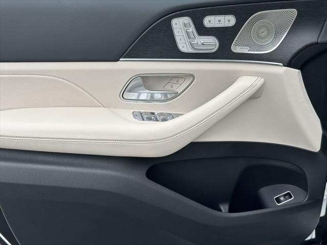 new 2025 Mercedes-Benz GLS 450 car, priced at $97,515