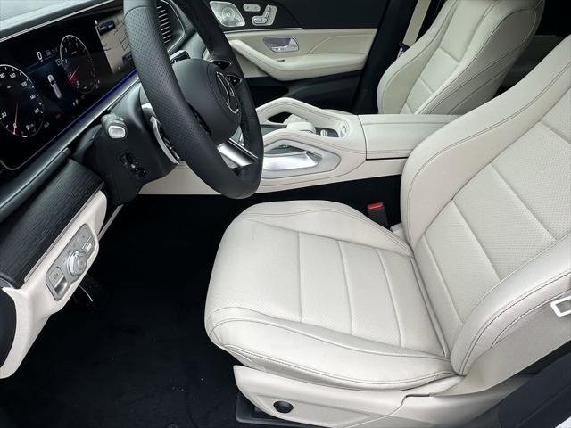 new 2025 Mercedes-Benz GLS 450 car, priced at $97,515