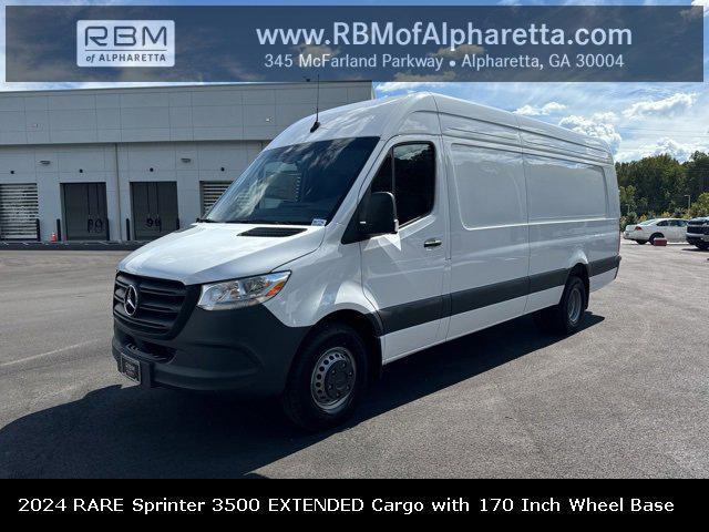 new 2024 Mercedes-Benz Sprinter 3500 car