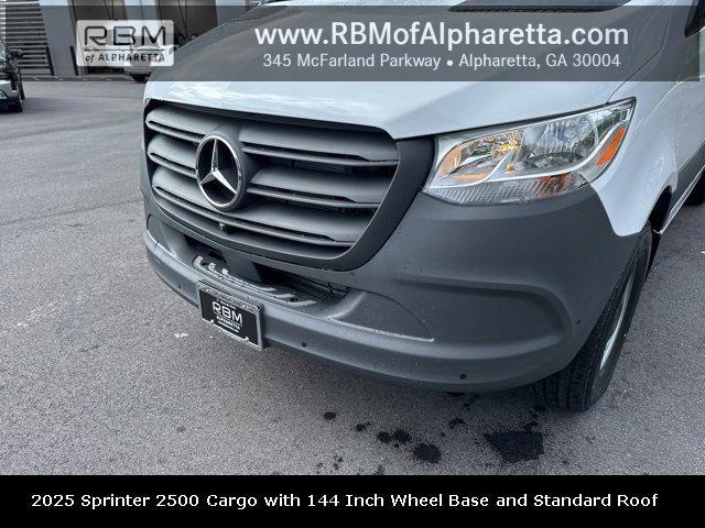 new 2025 Mercedes-Benz Sprinter 2500 car