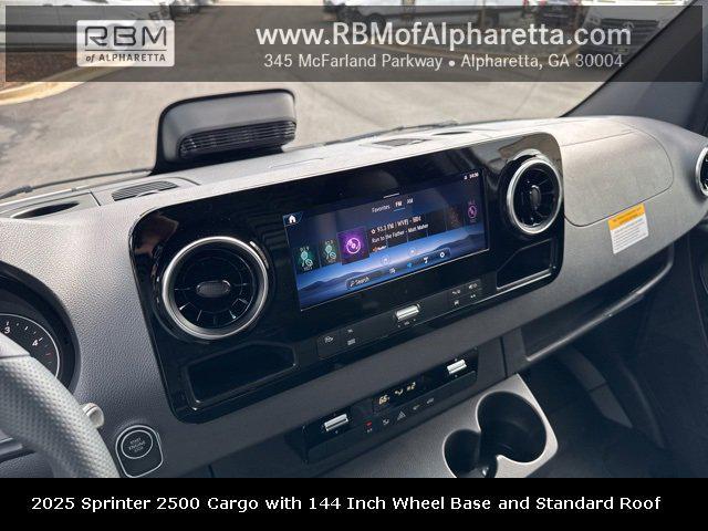 new 2025 Mercedes-Benz Sprinter 2500 car