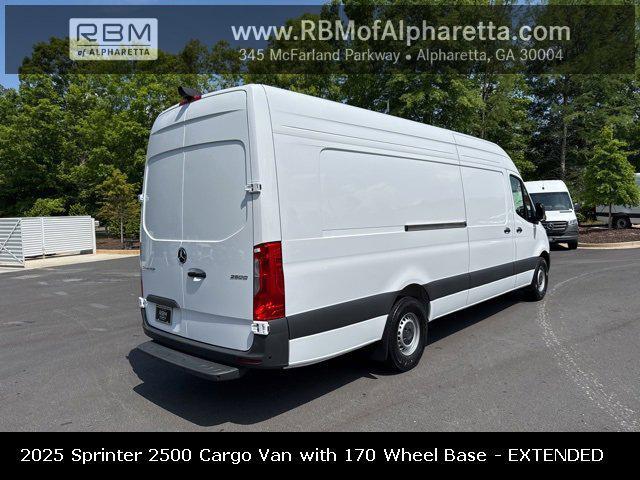 new 2025 Mercedes-Benz Sprinter 2500 car