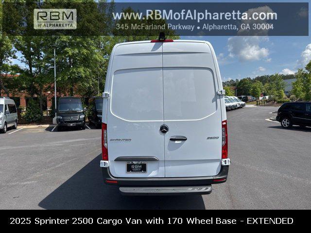 new 2025 Mercedes-Benz Sprinter 2500 car