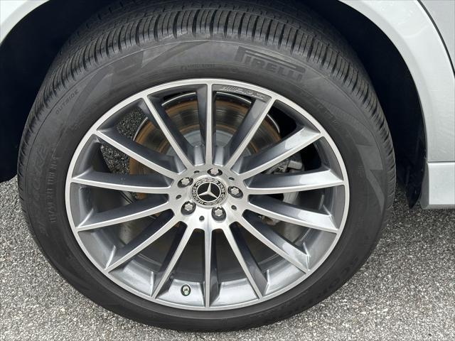 used 2024 Mercedes-Benz GLE 450 car, priced at $79,999