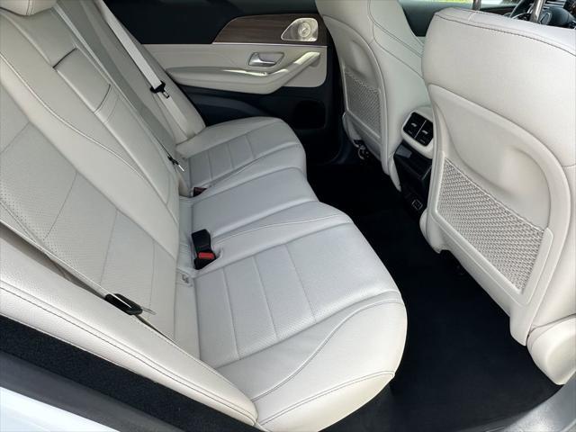 new 2025 Mercedes-Benz GLE 450 car, priced at $85,630