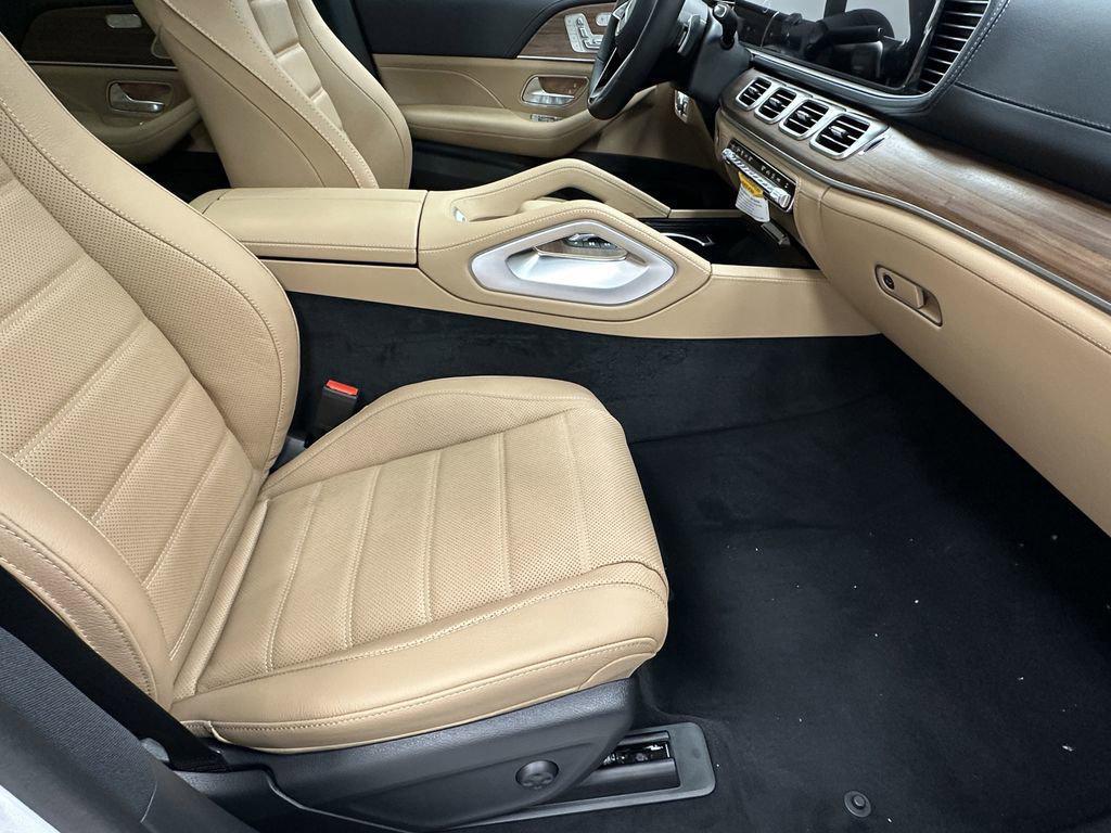 new 2026 Mercedes-Benz GLE 450 car, priced at $85,705