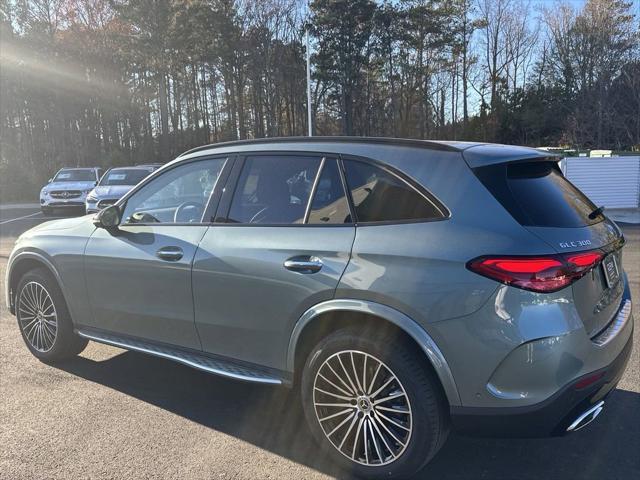 new 2025 Mercedes-Benz GLC 300 car, priced at $63,915