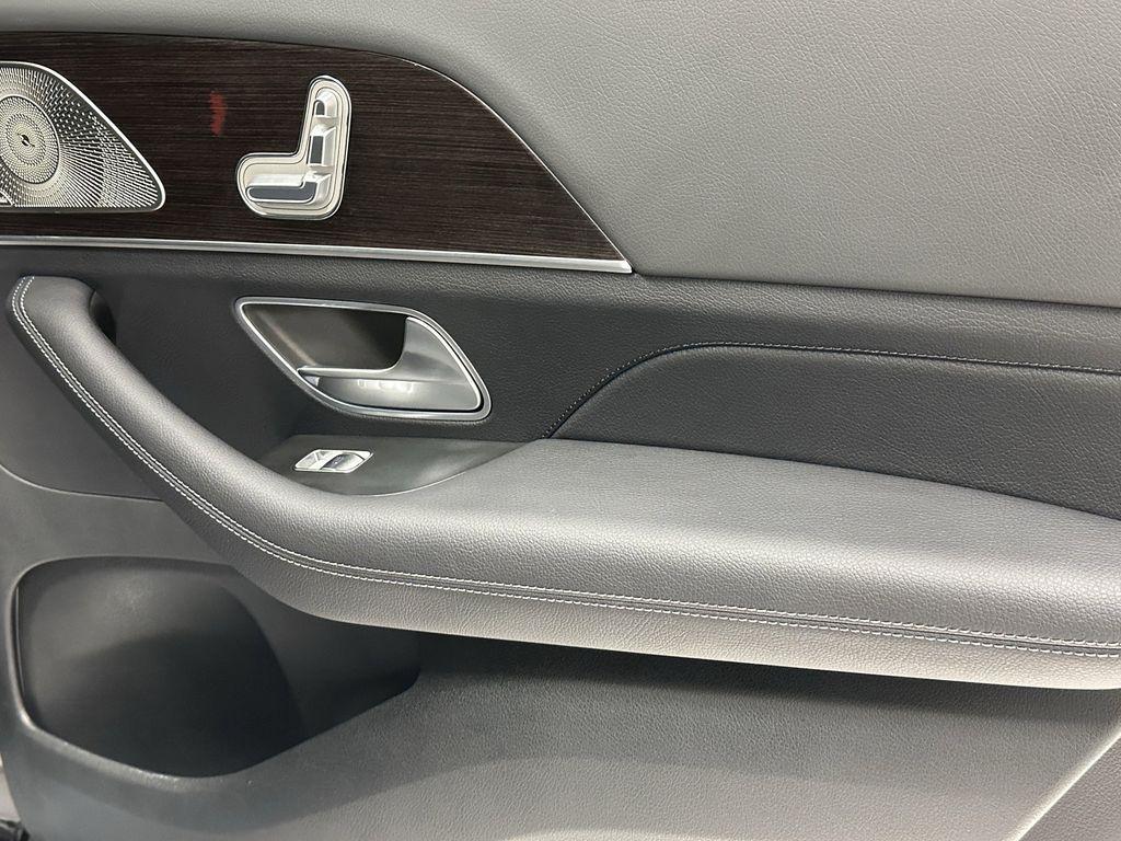 used 2025 Mercedes-Benz GLS 450 car, priced at $82,999