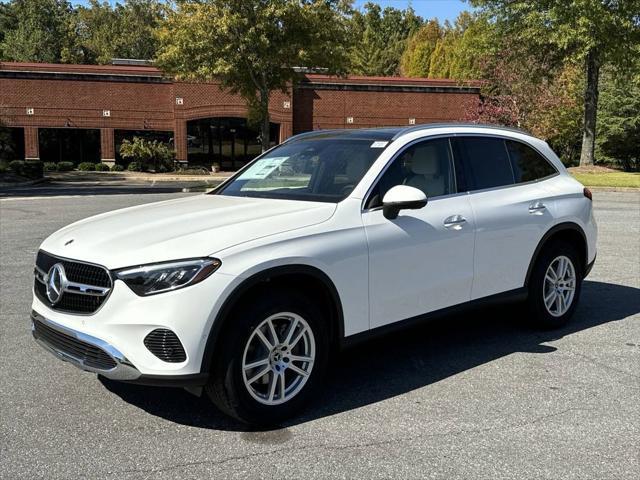 new 2025 Mercedes-Benz GLC 300 car, priced at $54,250