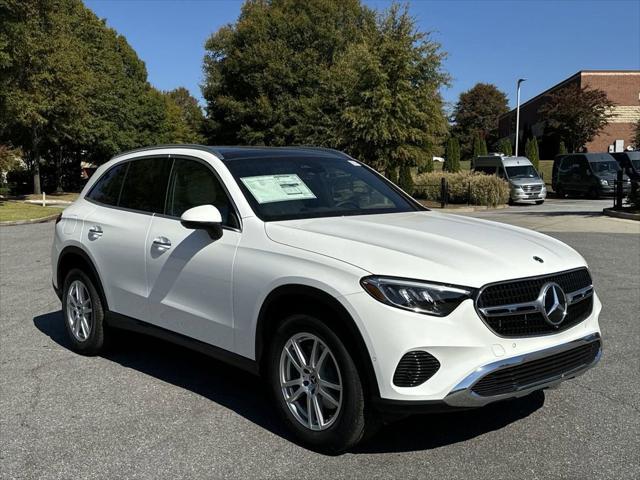 new 2025 Mercedes-Benz GLC 300 car, priced at $54,250