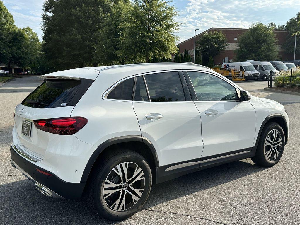 used 2025 Mercedes-Benz GLA 250 car, priced at $41,999
