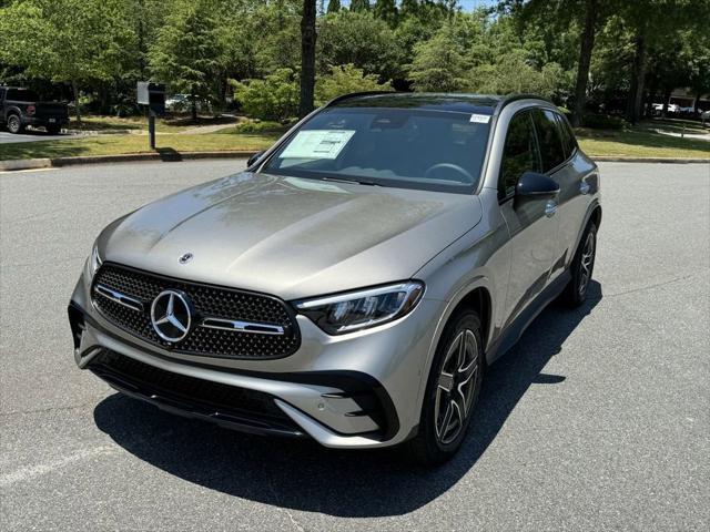 new 2024 Mercedes-Benz GLC 300 car, priced at $61,105