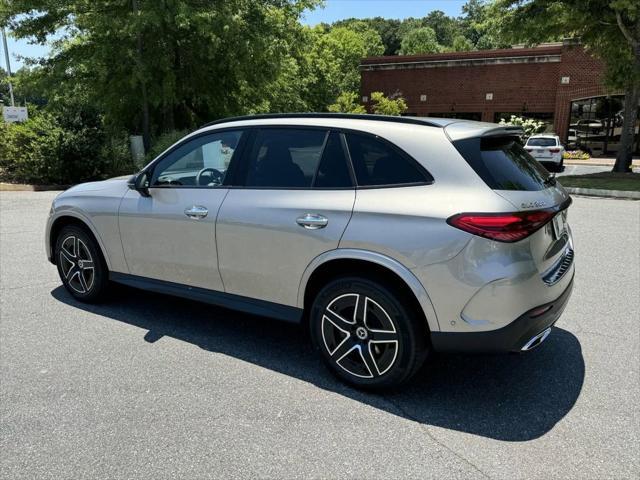 new 2024 Mercedes-Benz GLC 300 car, priced at $61,105