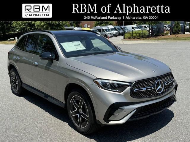 new 2024 Mercedes-Benz GLC 300 car, priced at $61,105