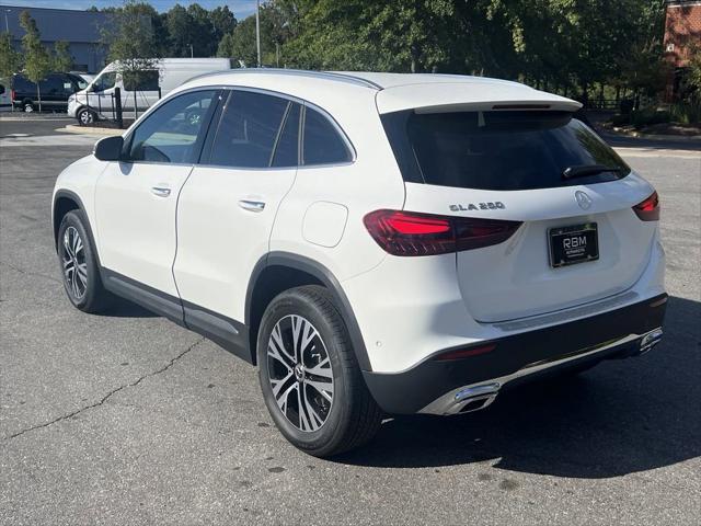 new 2025 Mercedes-Benz GLA 250 car, priced at $45,145