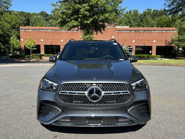new 2025 Mercedes-Benz GLE 450 car, priced at $83,985