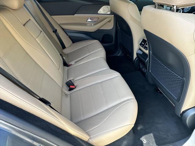new 2025 Mercedes-Benz GLE 450 car, priced at $83,985