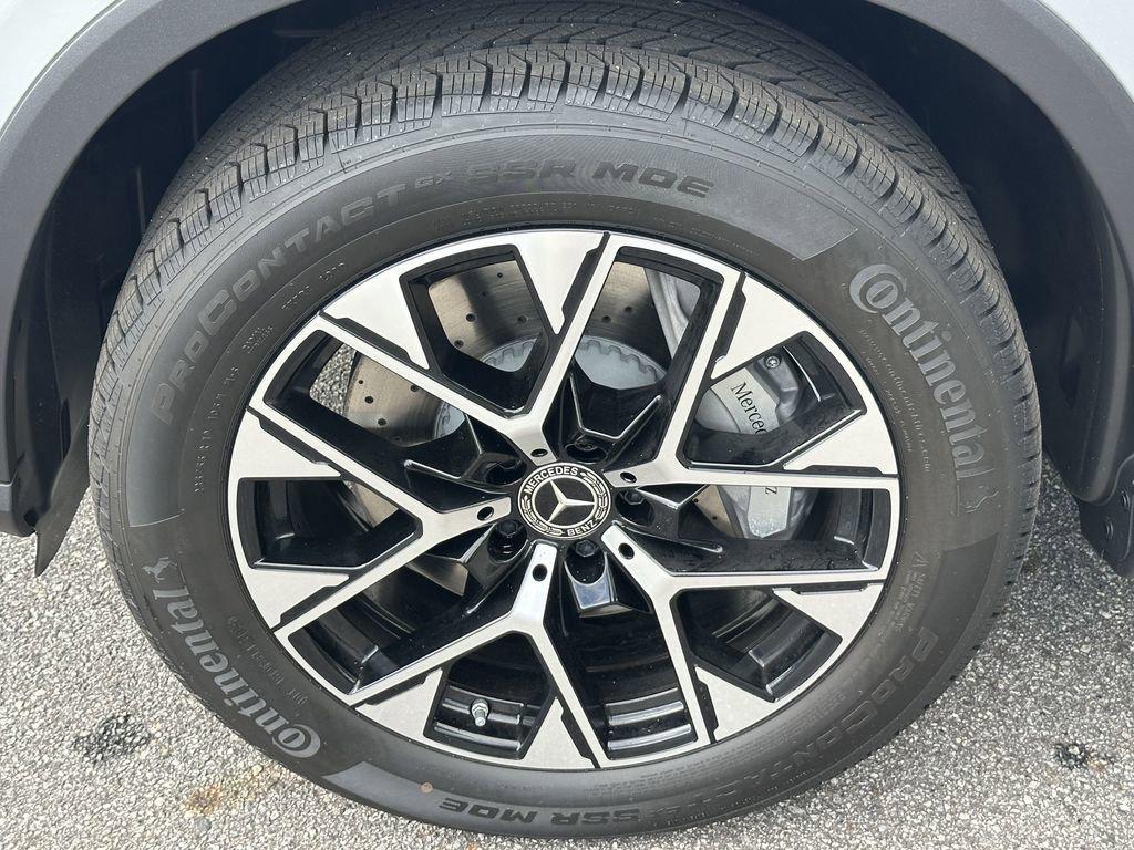 new 2025 Mercedes-Benz GLC 350e car, priced at $70,665