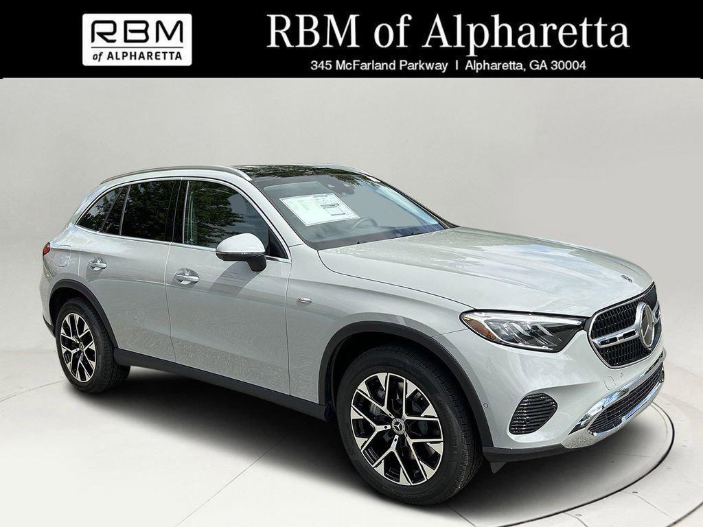 new 2025 Mercedes-Benz GLC 350e car, priced at $70,665
