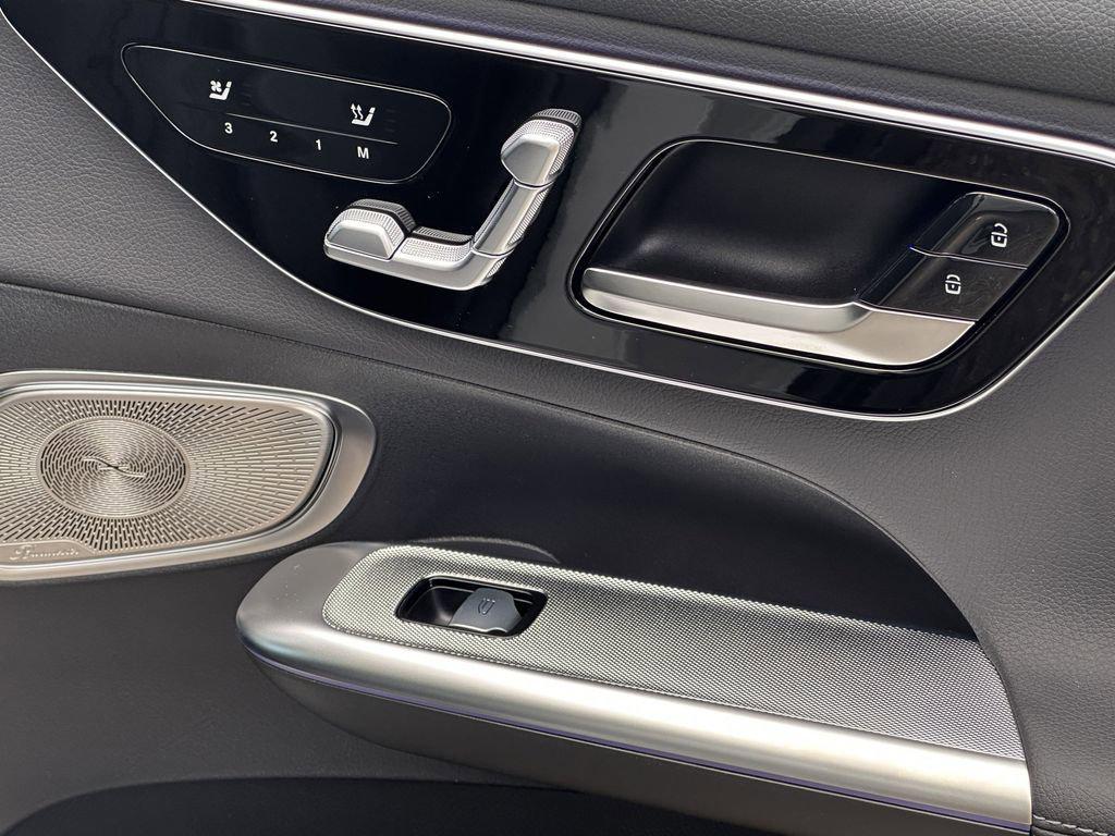 new 2025 Mercedes-Benz GLC 350e car, priced at $70,665