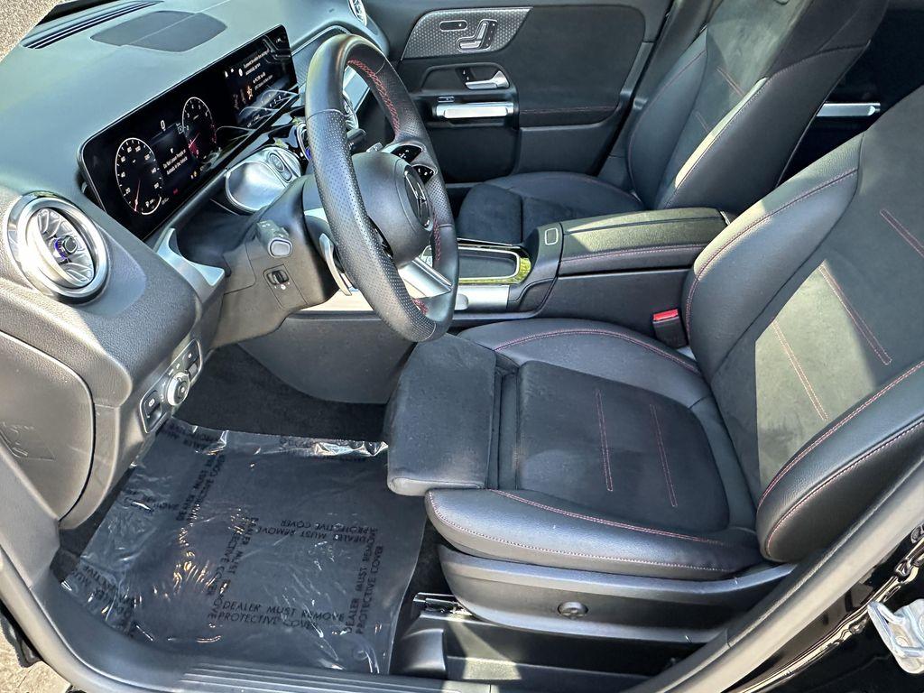 used 2024 Mercedes-Benz GLB 250 car, priced at $43,999