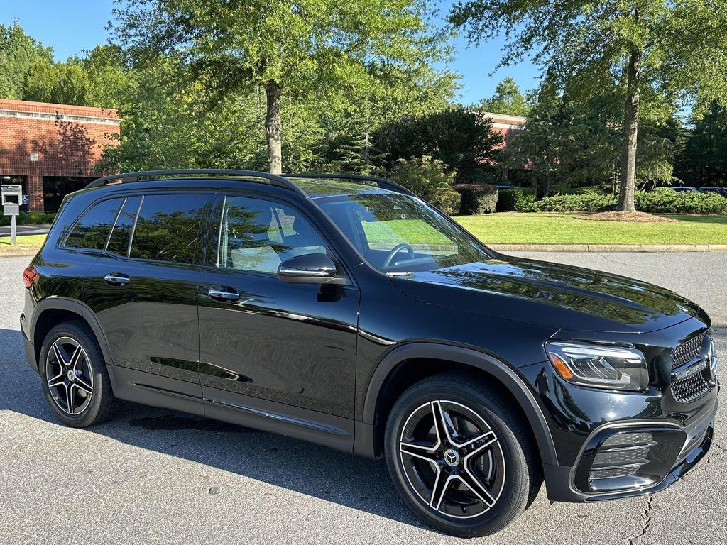 used 2024 Mercedes-Benz GLB 250 car, priced at $43,999