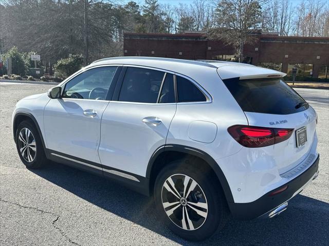 new 2025 Mercedes-Benz GLA 250 car, priced at $45,650