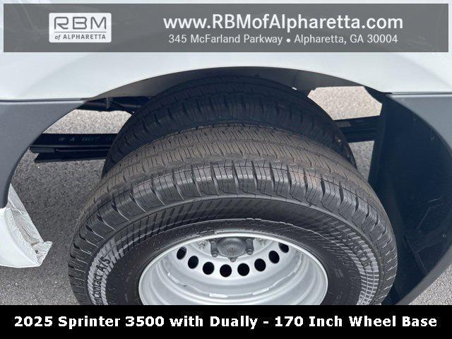 new 2025 Mercedes-Benz Sprinter 3500 car