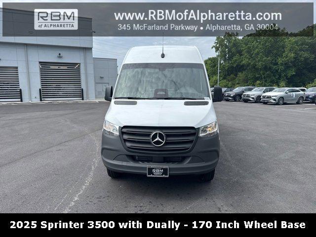 new 2025 Mercedes-Benz Sprinter 3500 car