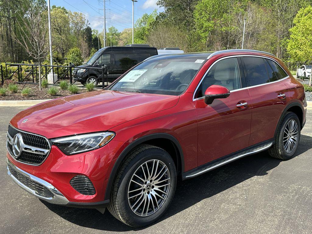 new 2025 Mercedes-Benz GLC 300 car, priced at $59,015