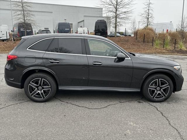 new 2025 Mercedes-Benz GLC 300 car, priced at $60,585