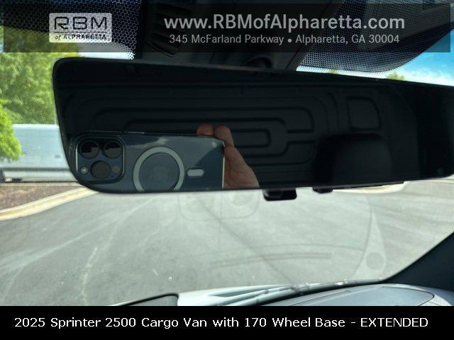 new 2025 Mercedes-Benz Sprinter 2500 car