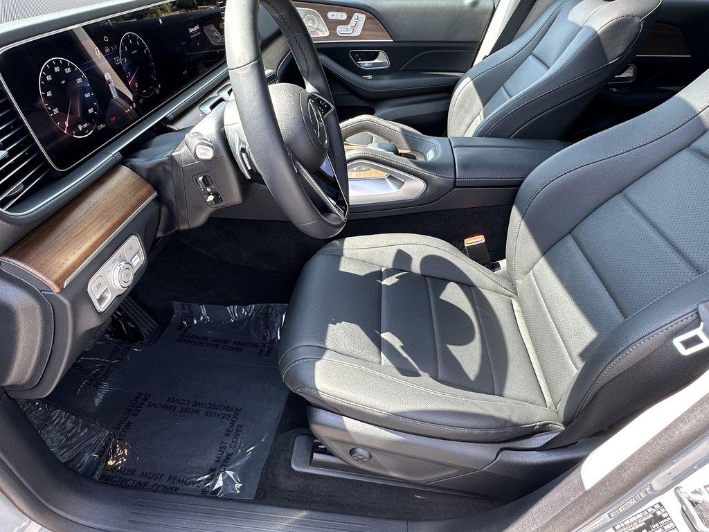 used 2024 Mercedes-Benz GLE 350 car, priced at $61,998