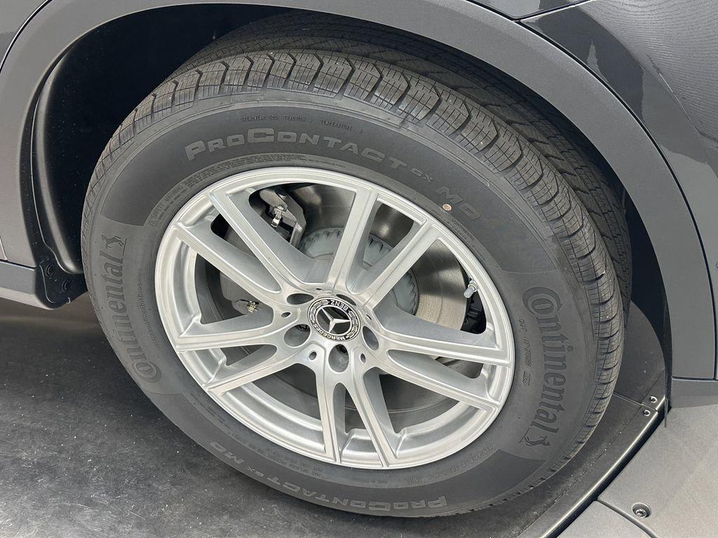new 2026 Mercedes-Benz GLC 300 car, priced at $58,565