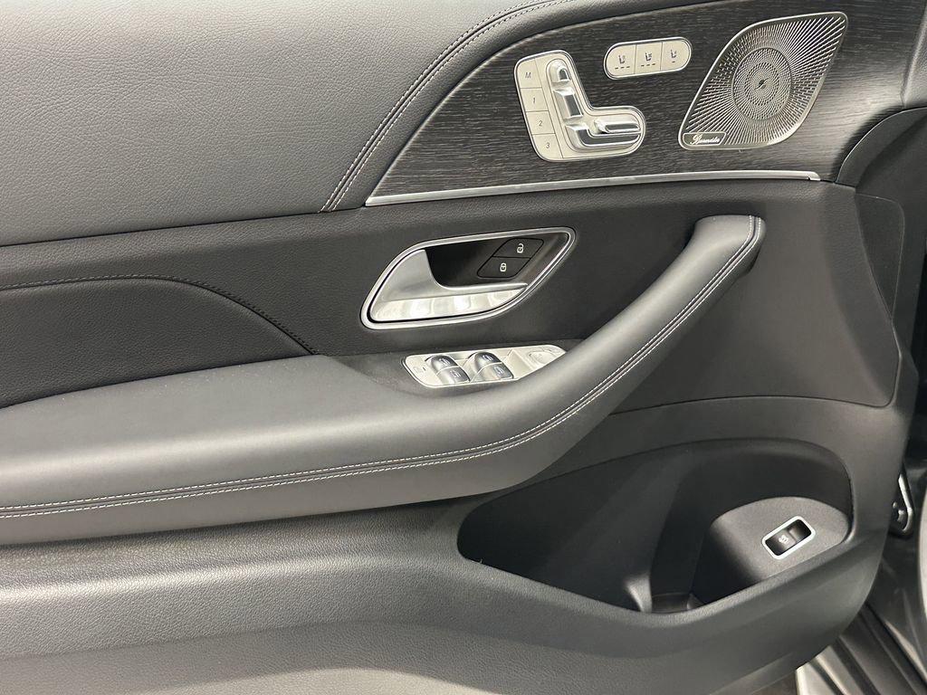 new 2026 Mercedes-Benz GLS 580 car, priced at $124,830