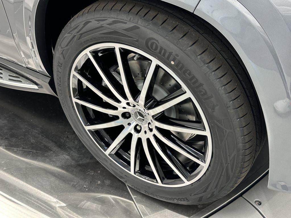 new 2026 Mercedes-Benz GLS 580 car, priced at $124,830