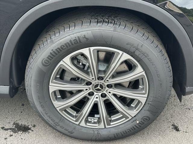 new 2025 Mercedes-Benz GLC 300 car, priced at $55,840