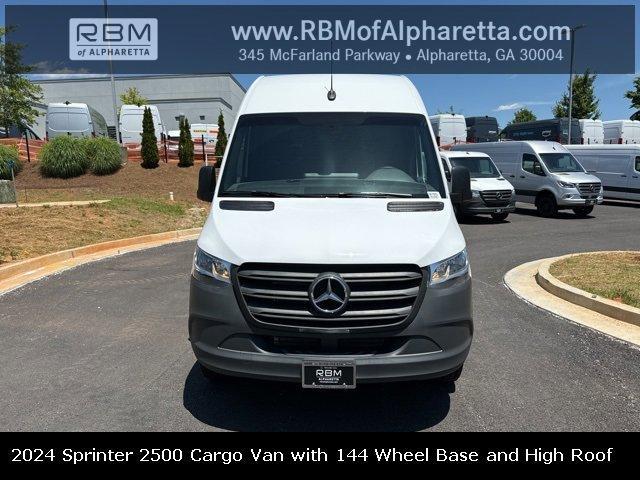 new 2024 Mercedes-Benz Sprinter 2500 car