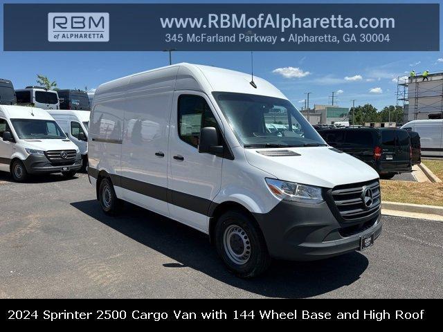 new 2024 Mercedes-Benz Sprinter 2500 car